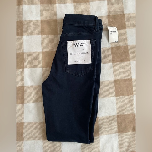 NWT Good American Women's Skinny Dark Blue Jeans Mid-Rise fits sizes 6-12 - Picture 10 of 10